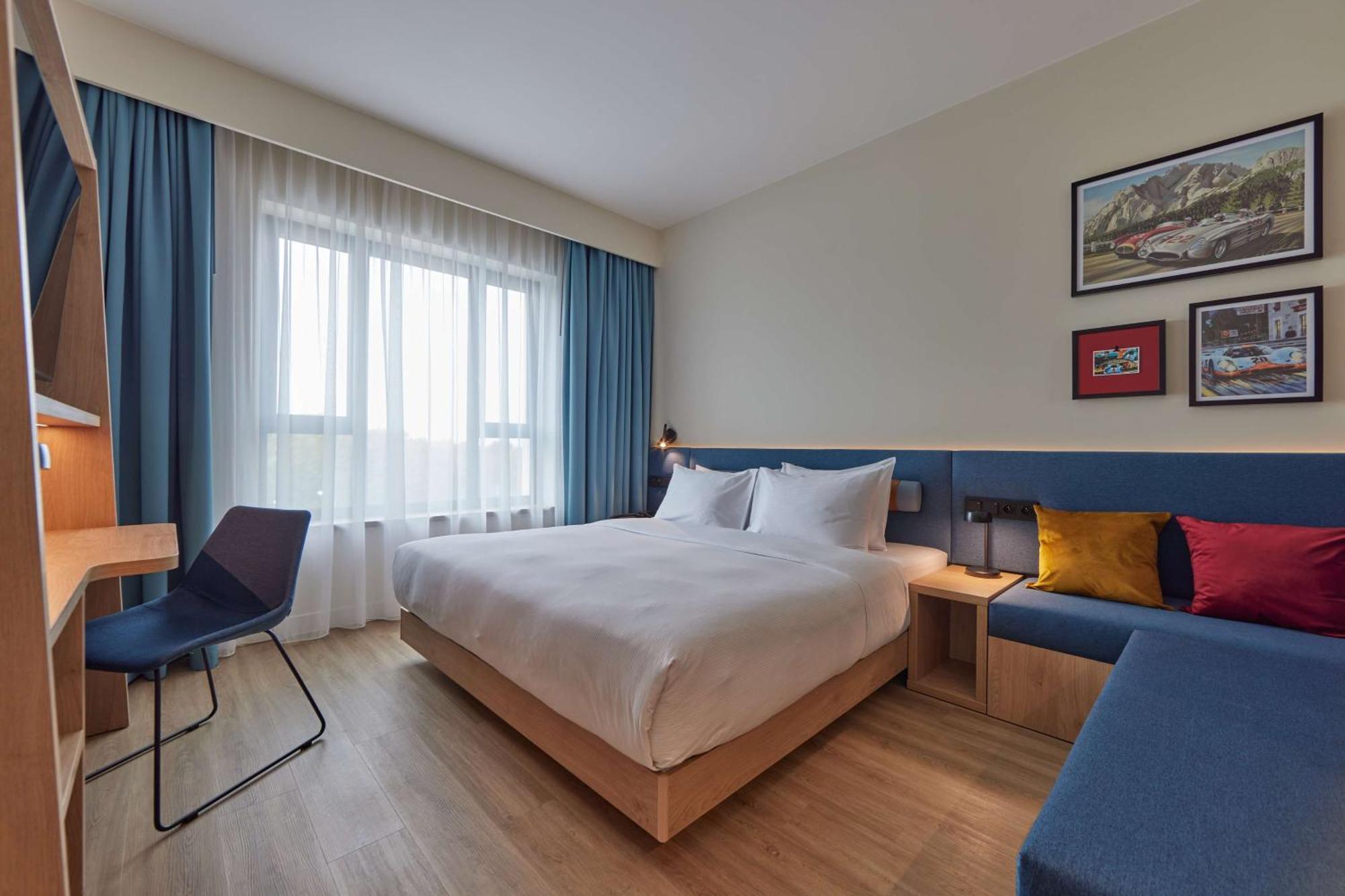 Hampton By Hilton Poznan Swarzedz Hotel Kültér fotó