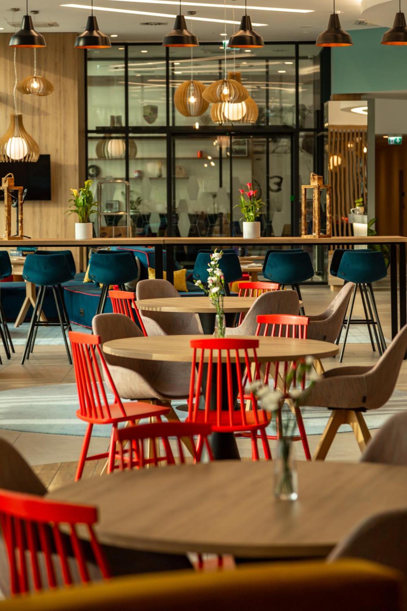 Hampton By Hilton Poznan Swarzedz Hotel Kültér fotó